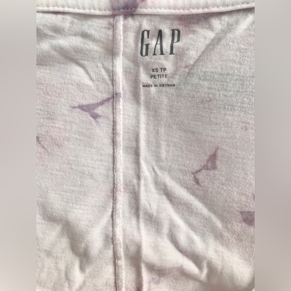 🌟PRICE DROP🌟 NWOT! GAP white + purple v-neck TIE-DYE TANK TOP Size XS Petite - Picture 4 of 5